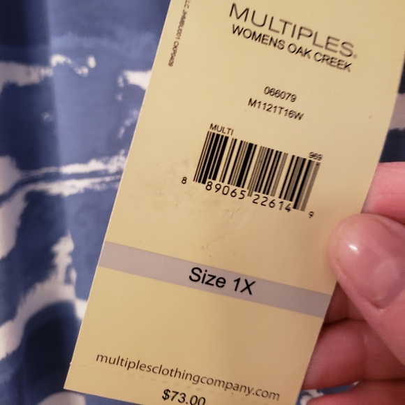 Boutique brand Multiples designer womans top. - Picture 3 of 3